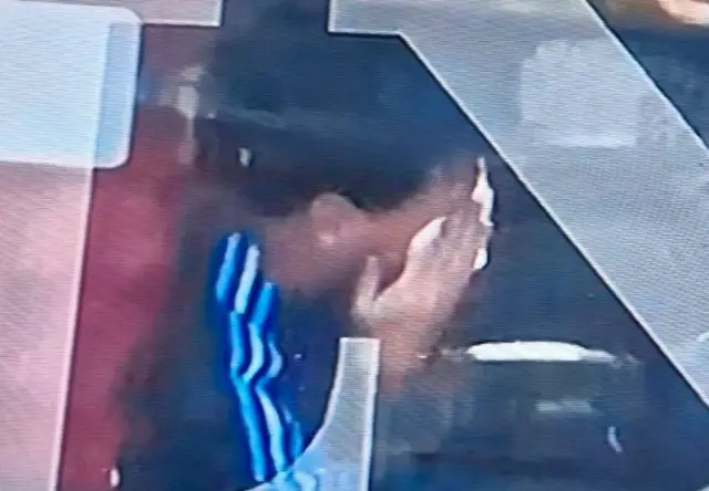 Ο Λέο Μέσι, κλαίει στο λεωφορείο.